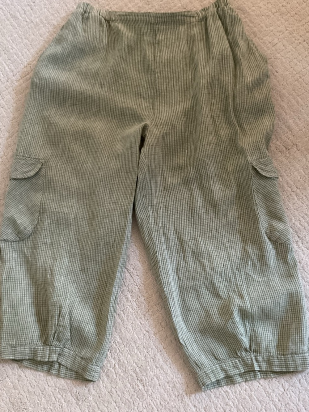 Flax Light Sage Green Linen Pants. Side pockets and two patch pockets buttons